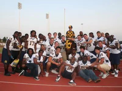 Football Hosts Meet and Greet Image