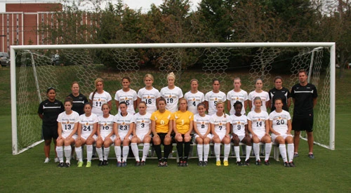 2010 Women's Soccer Team Photo