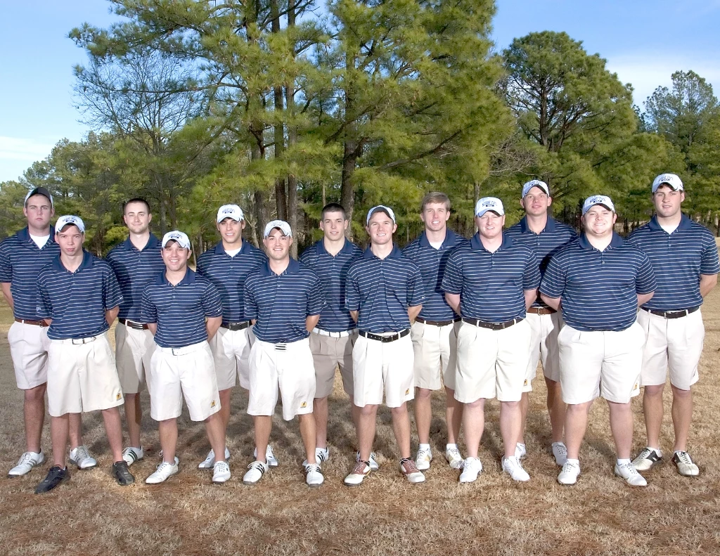 men's golf team photo