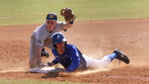 Warren tag vs UNCA