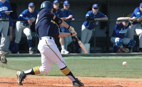 Eggo hit vs IPFW