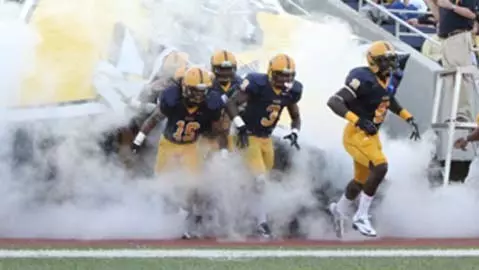 team entrance vs TECH