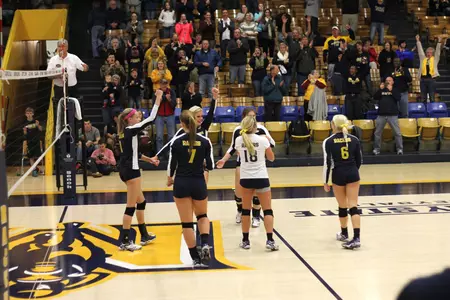Alyssa Lelm, Sam Bedard, Kaitlyn Embrey, Scottie Ingram, Ellie Lorenz, Taylor Olden