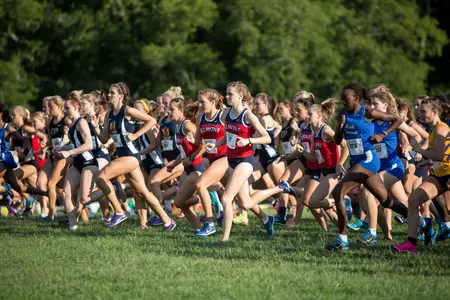 womens cross country start