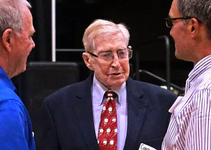 Coach Johnny Reagan