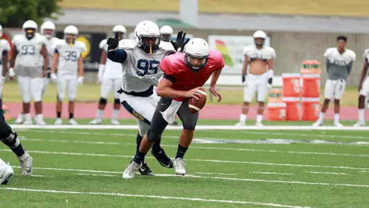 Troy-Wayne Quinn & Shuler Bentley
