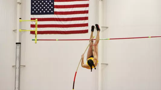 Emily_Heil_Pole_Vault Pitt State