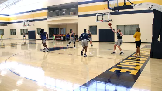 wbb18_practice_926