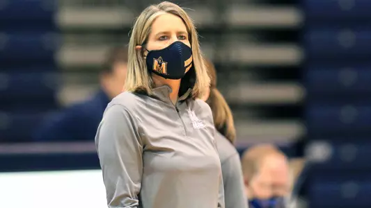 Coach Rechelle Turner