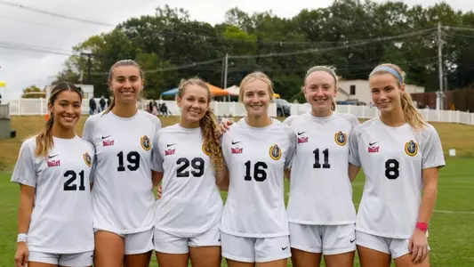 Women's soccer seniors for Senior Day