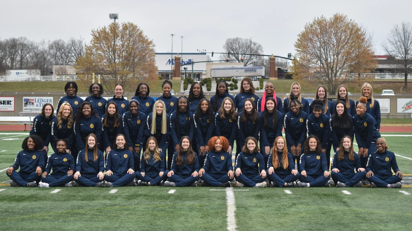 2023 Women's Track and Field team photo