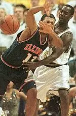 Missouri's Clarence Gilbert knocks the ball away from Illinois' Cory Bradford in the first half Tuesday.