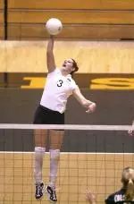 Morris put down 19 kills and 14 digs in the loss to the Bears