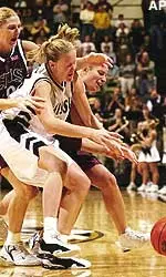 Evan Unrau, shown here against Southwest Missouri State, led the Tigers past Southeastern Louisiana.