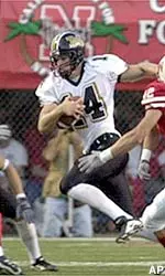 Kirk Farmer threw three touchdown passes in Saturday's Black and Gold Game.