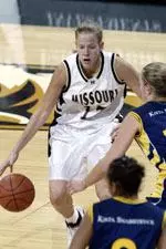 Evan Unrau led the Tigers in scoring on Friday with her 16-point performance vs. SMU.