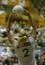 Sophomore Lindsey Hunter