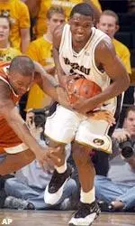 Ricky Paulding scored 20 points to lead the Tigers.