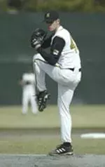 Junior Garrett Broshuis