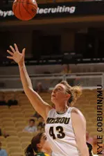 Carlynn Savant sank three more 3-pointers Wednesday night in Mizzou's win.