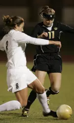 Senior Elyse Nikonchuk