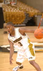 Stefhon Hannah hit the game-winning trey to lift Mizzou Black to an 87-85 win
