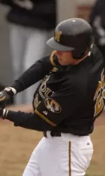 Senior Derek Chambers