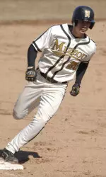 Sophomore Ryan Lollis