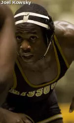 Redshirt freshman Dorian Henderson finished the day 2-0.