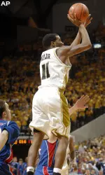 Zaire Taylor scored a season-high 19 points.