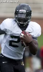 TB Derrick Washington