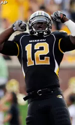 Sean Weatherspoon celebrates after making a tackle against Bowling Green.