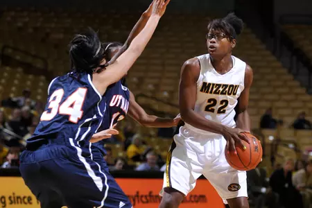 BreAnna Brock (22)
Missouri vs Tennessee-Martin. Dec. 7, 2010.
Mizzou Arena.