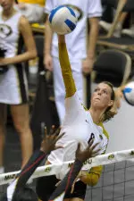 <i>Lisa Henning led Mizzou with 13 kills.</i>