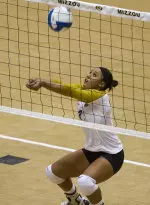 <i>Libero Caitlyn Vann now has at least 18 digs in each of her last four matches.</i>