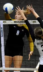 <i>Whitney Little's 10 kills were not enough at No. 10 Texas</i>