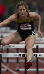 <i>Leslie Farmer took second in the 400m hurdles</i>