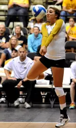 <i>Sarah Meister was one of five Tigers to tally career-best dig totals on Saturday</i>