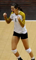 <i>Molly Kreklow</i>
