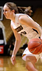 Morgan Eye recorded 13 points in the narrow loss to OU.