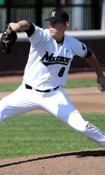 <i>Rob Zastryzny</i>