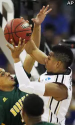 Phil Pressey finished with 20 points and eight assists.