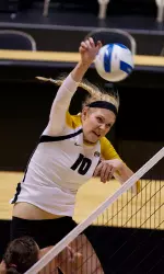 <i>Lydia Ely had seven kills on 11 attempts.</i>