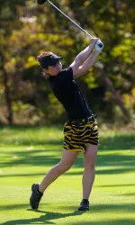 Clara Young earned a top-20 finish to close out the fall season.