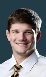 RS Sr. Drake Houdashelt earned a 5-1 decision win over No. 18 Colin Heffernan