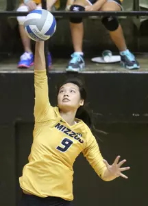 Carly Kan B&G-1