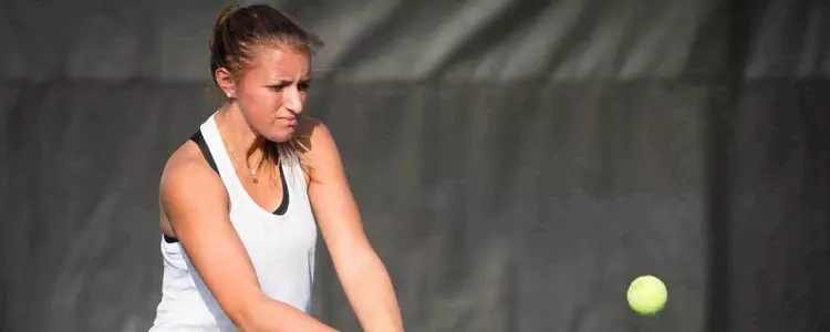 Bea Machado Santos 2017 action