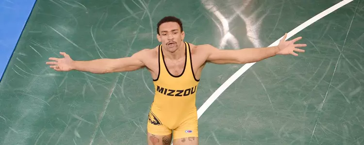 Mayes NCAA 3rd