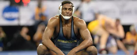 Cox kneel down Banner