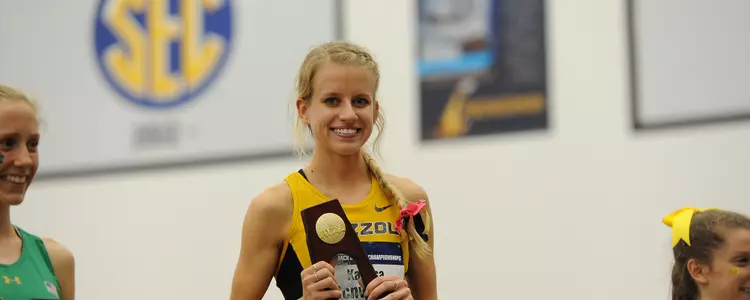Karissa Scheweizer 5K Champ